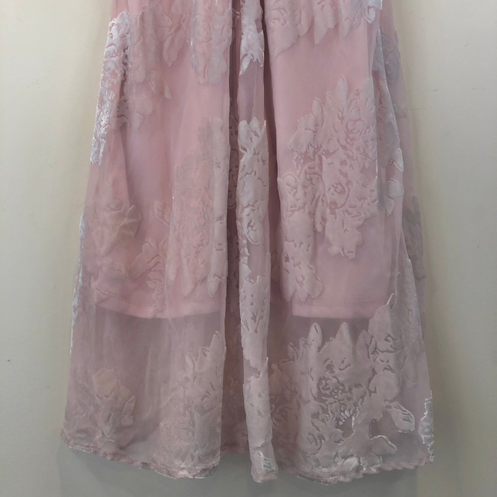 ✨NWT✨SPIRIT OF GRACE 💜Sz. XS velvet dress - Picture 6 of 7